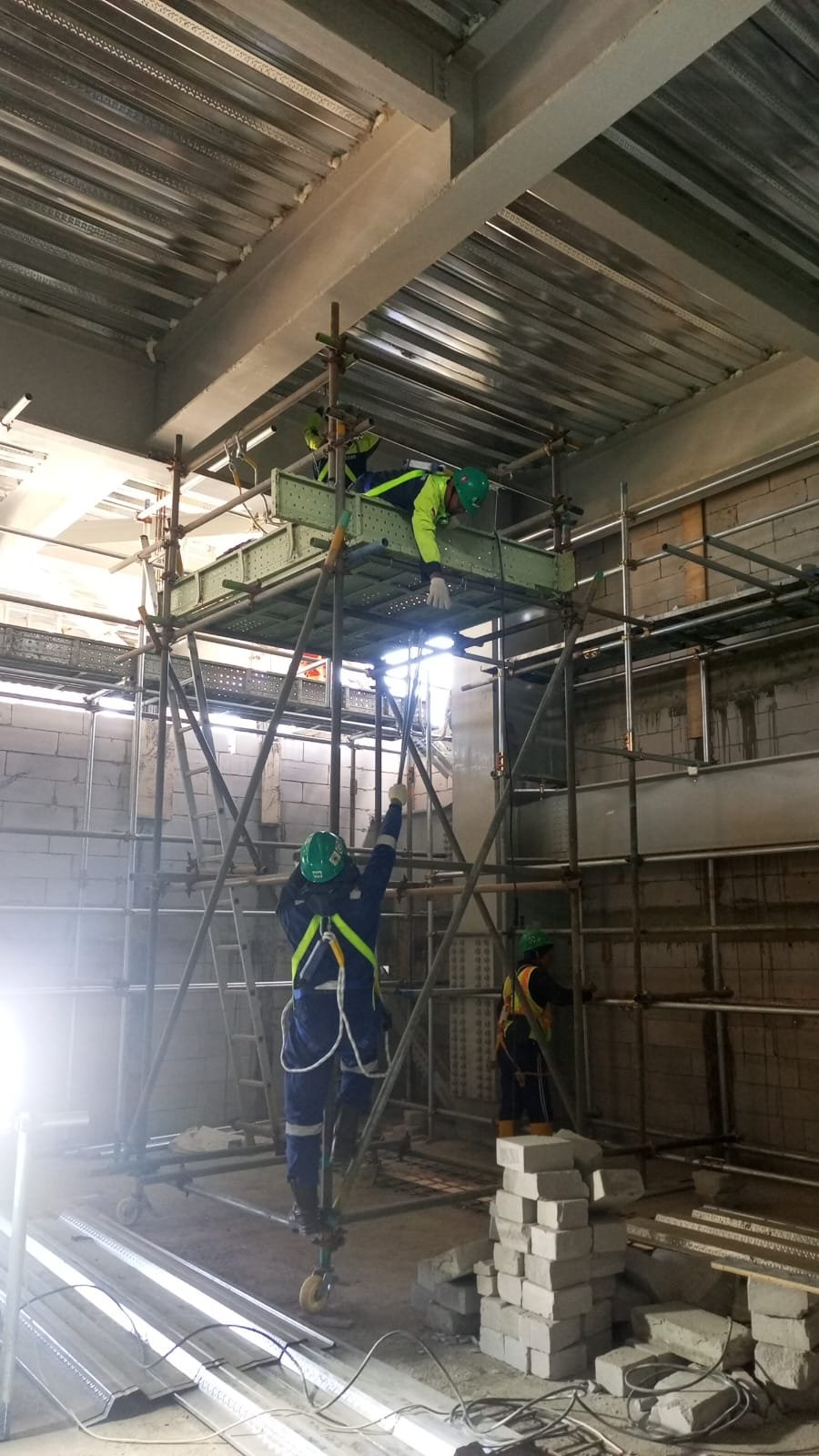 INSTALL SUPORT DUCTING 1 FLOOR